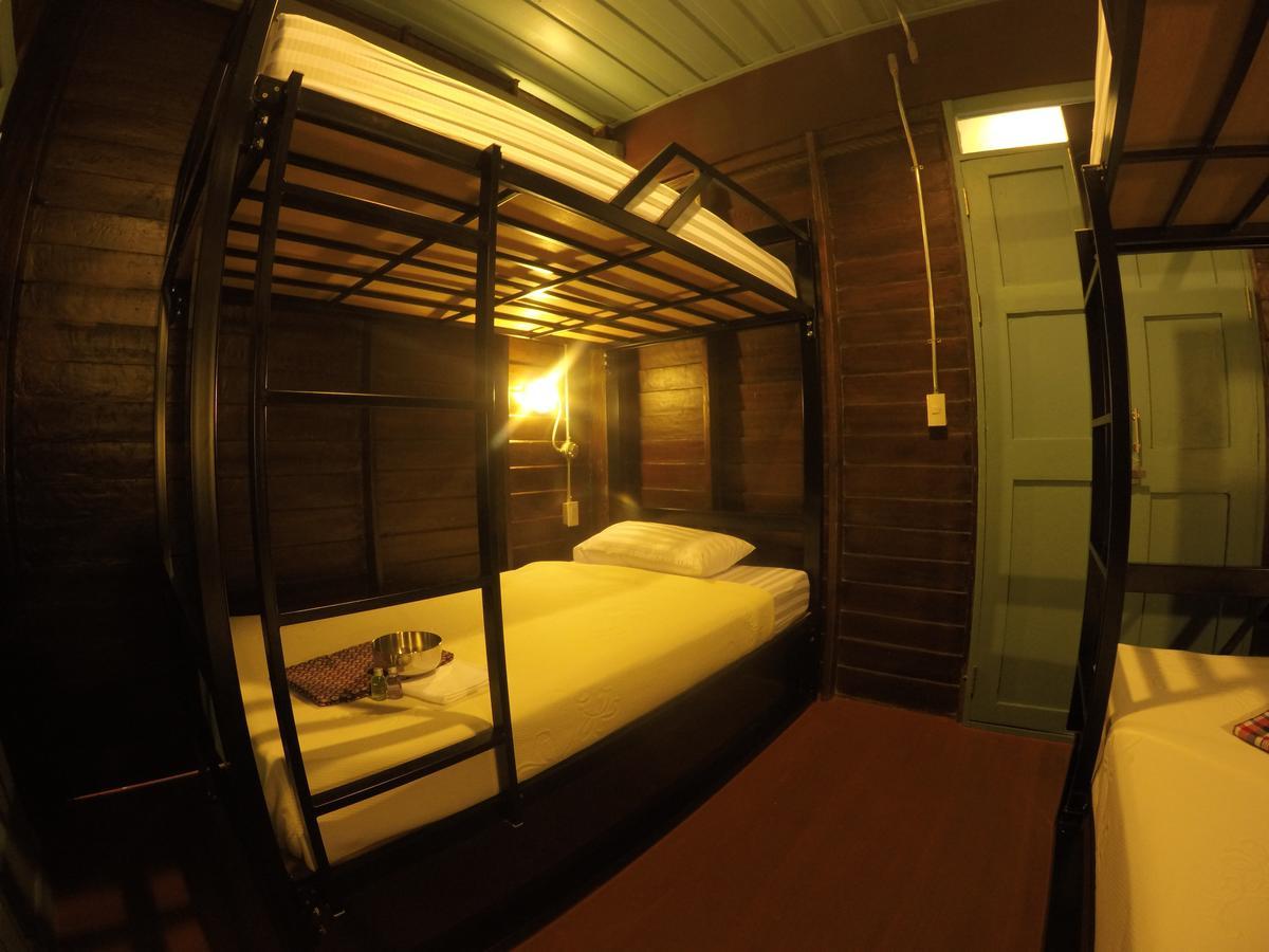 La Moon Hostel 방콕 외부 사진