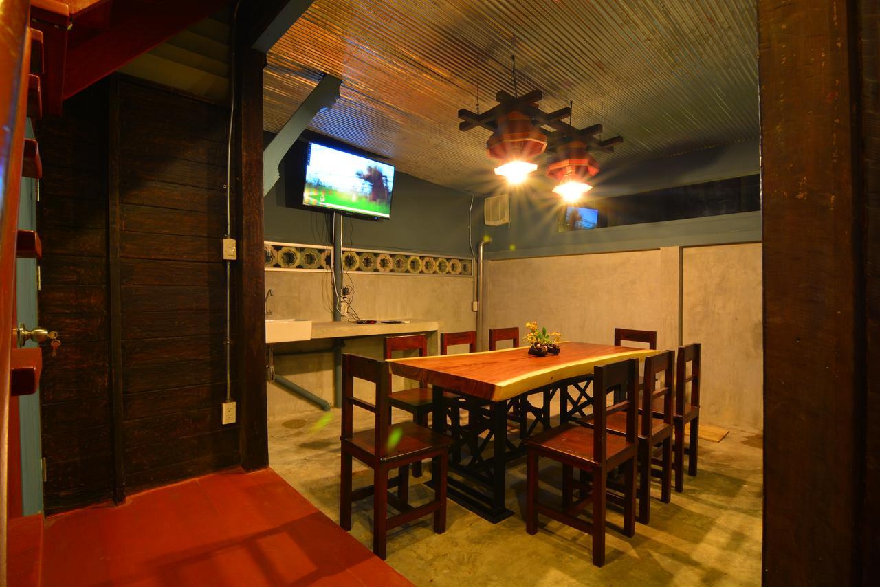 La Moon Hostel 방콕 외부 사진