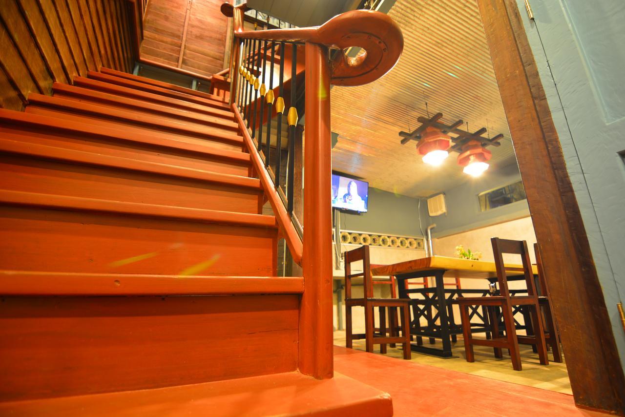 La Moon Hostel 방콕 외부 사진