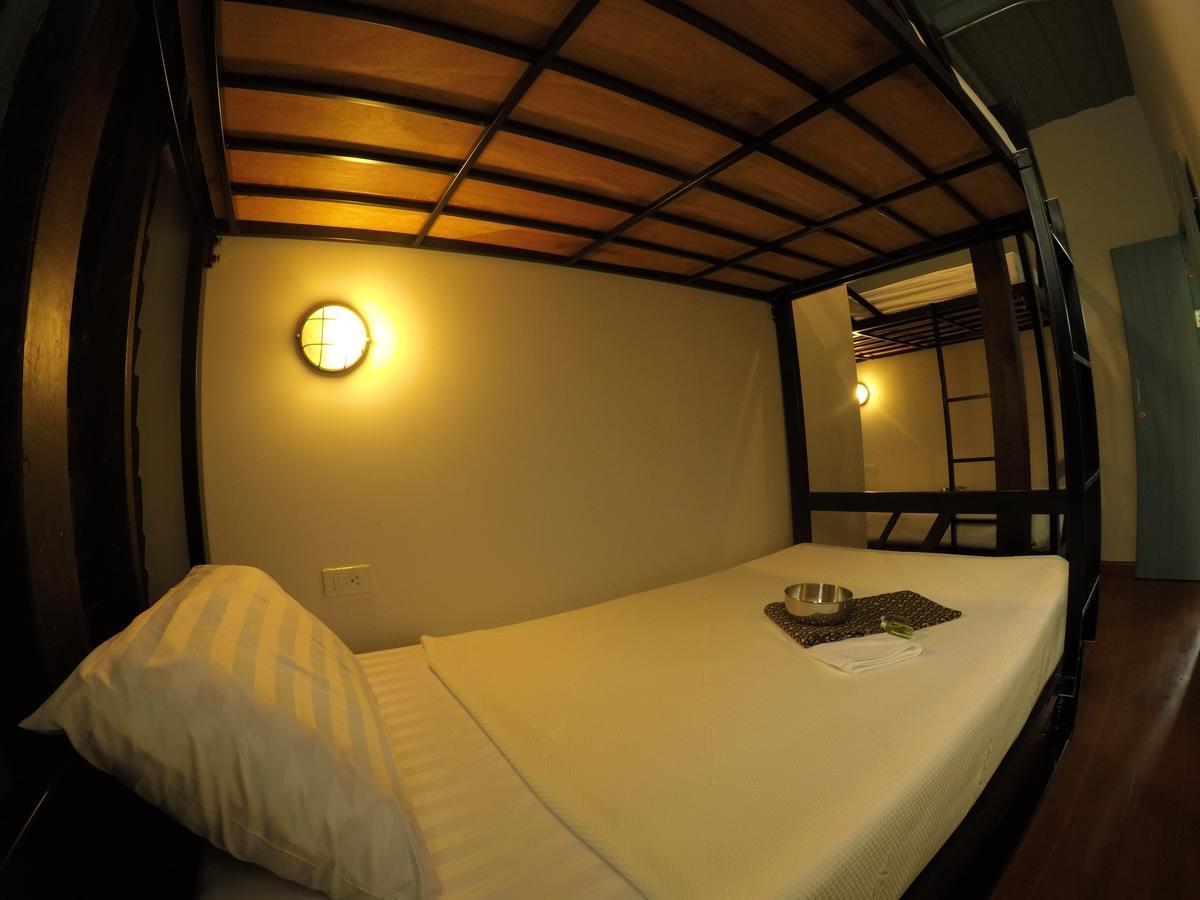 La Moon Hostel 방콕 외부 사진