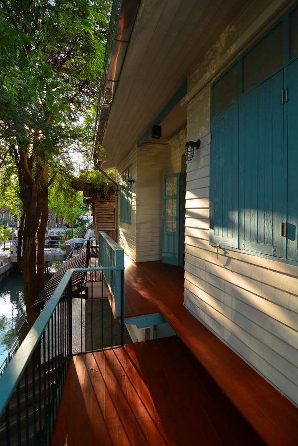 La Moon Hostel 방콕 외부 사진